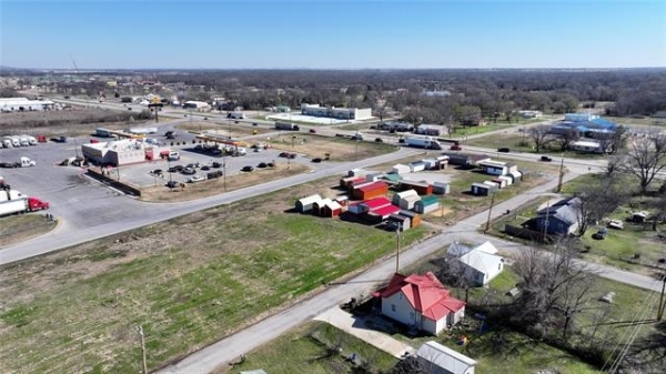 Listing Image #3 - Land for sale at 709 E Chicago Street, Okmulgee OK 74447