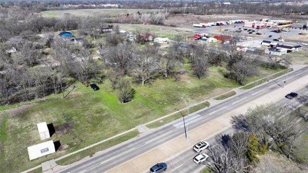 Listing Image #3 - Land for sale at 1108 N Wood Drive, Okmulgee OK 74447