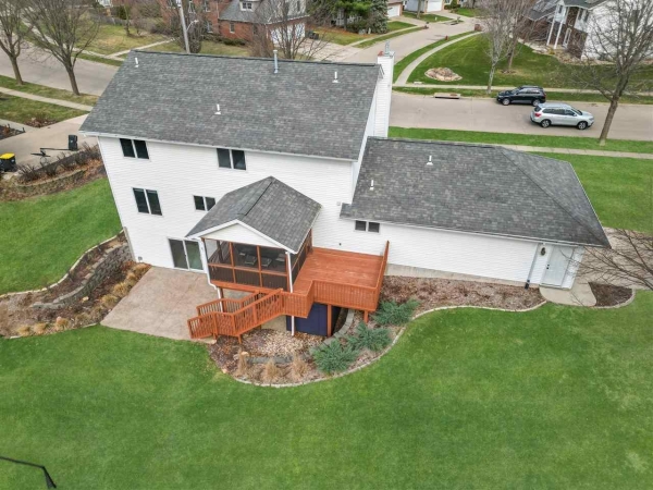 Listing Image #2 - Others for sale at 506 Galway Dr, Iowacity IA 52246