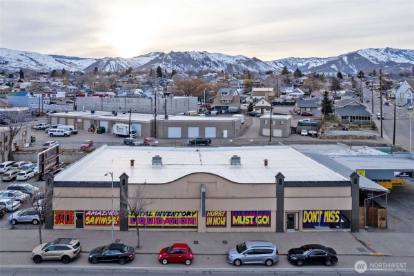 Listing Image #2 - Others for sale at 736 S Wenatchee Avenue, Wenatchee WA 98801