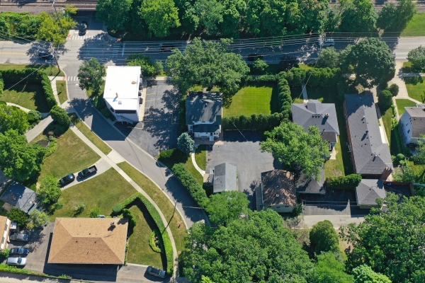 Listing Image #2 - Retail for sale at 2542-2558 Green Bay Road, Highland Park IL 60035 Listing Image #2 - Retail for sale at 2542-2558 Green Bay Road, Highland Park IL 60035