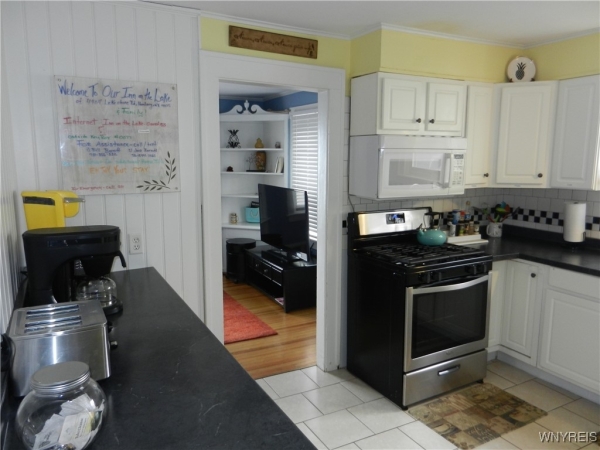 Listing Image #3 - Office for sale at 4904 Lakeshore Road, Hamburg NY 14075
