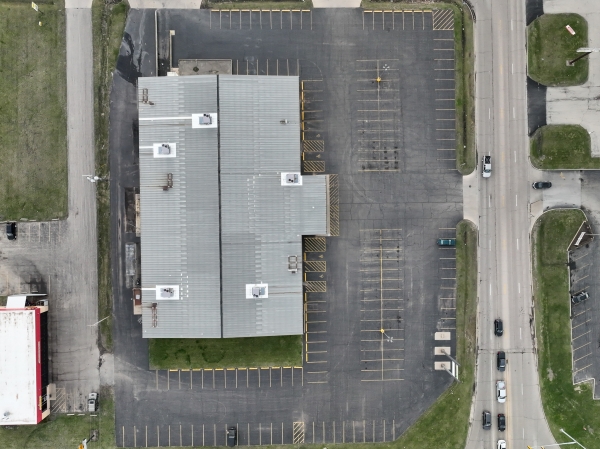 Listing Image #3 - Retail for sale at 1407 38th Street, Peru IL 61354