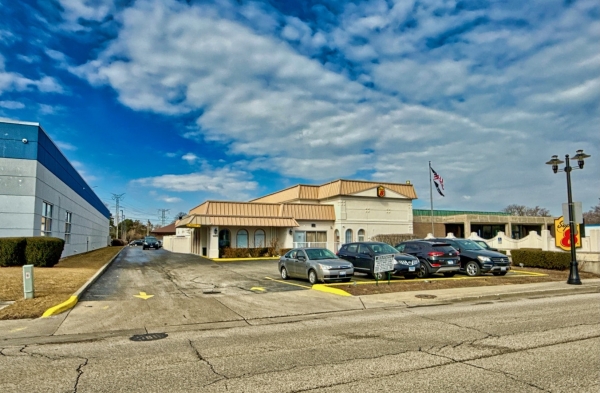 Listing Image #1 - Others for sale at 9110 Waukegan Road, Morton Grove IL 60053