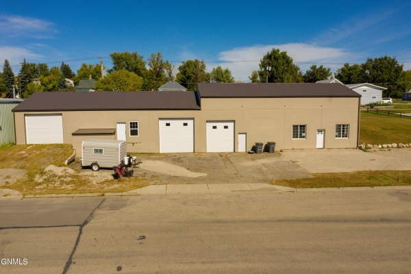 Listing Image #2 - Others for sale at 910 Main Avenue, Washburn ND 58577