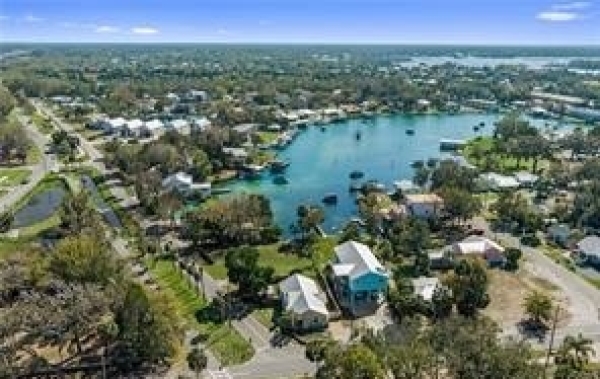 Listing Image #1 - Others for sale at 222 NE 2nd Court, Crystal River FL 34429