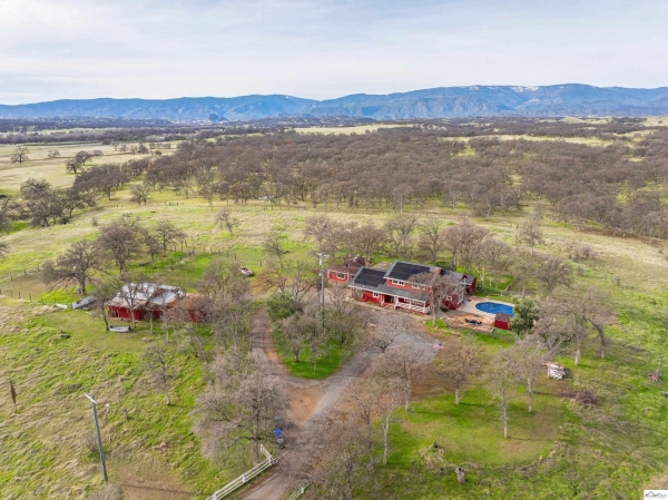 Listing Image #3 - Others for sale at 4265 Osborn Road, Flournoy CA 96029