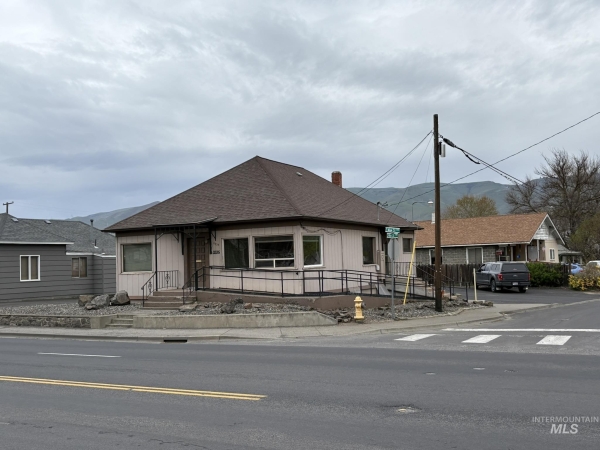 Listing Image #1 - Others for sale at 2335 E Main Street, Lewiston ID 83501