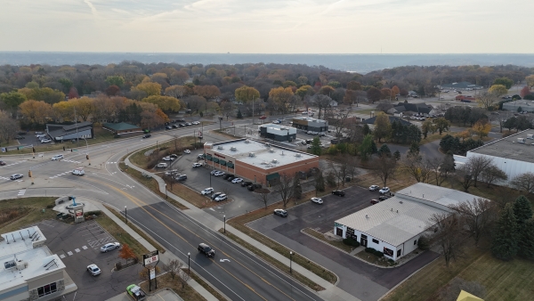 Listing Image #2 - Retail for sale at 1715 Commerce Dr, North Mankato MN 56003