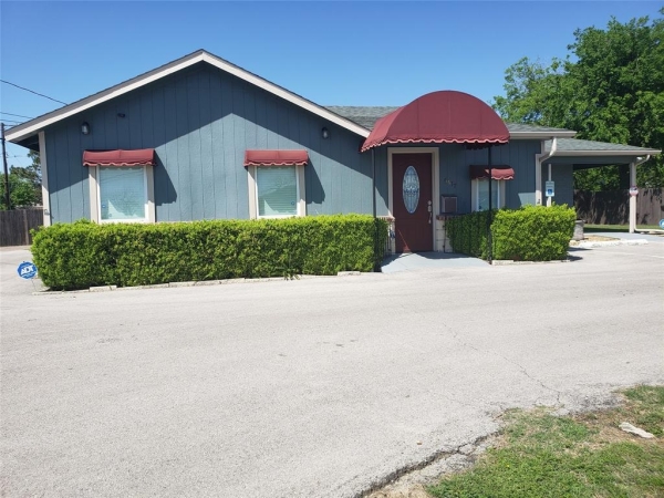 Listing Image #2 - Retail for sale at 5617 Watauga Road, Watauga TX 76148