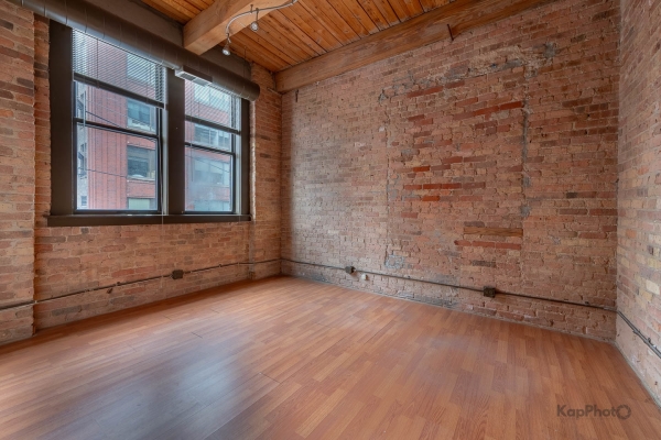 Listing Image #3 - Office for sale at 921 W Van Buren Street , 210, Chicago IL 60607