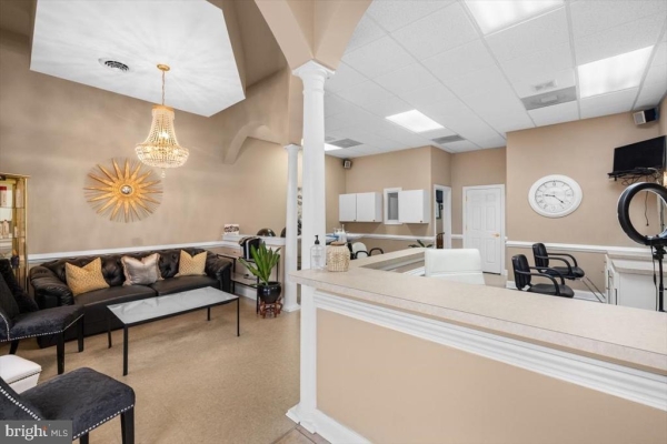 Listing Image #3 - Others for sale at 3050 Valley Avenue, Winchester VA 22601