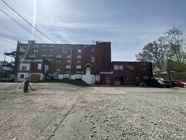 Listing Image #3 - Multi-family for sale at 1124 N. Main, Poplar Bluff MO 63901