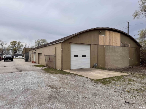 Listing Image #3 - Others for sale at 1508 W JACKSON Street, Macomb IL 61455