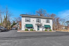 Listing Image #2 - Retail for sale at 515 State Route 36, Belford NJ 07718