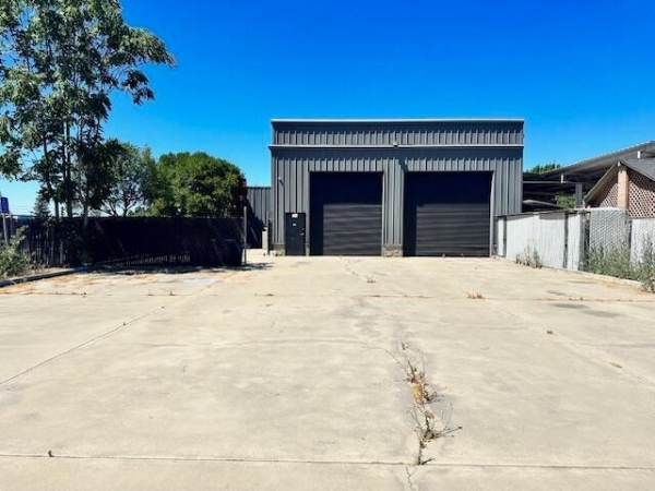 Listing Image #2 - Others for sale at 1109 E Main Street, Visalia CA 93277