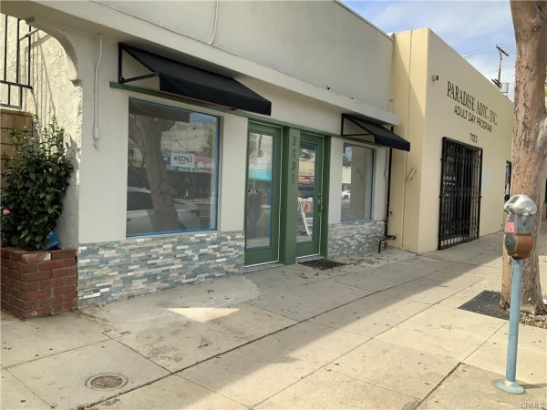 Listing Image #1 - Others for sale at 7129 Owensmouth Avenue, Canoga Park CA 91303