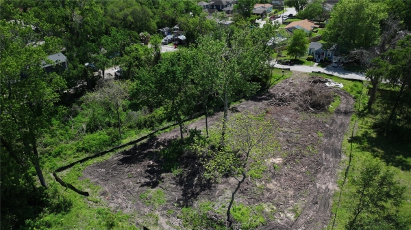 Listing Image #2 - Land for sale at 421 7th Street, Humble TX 77338