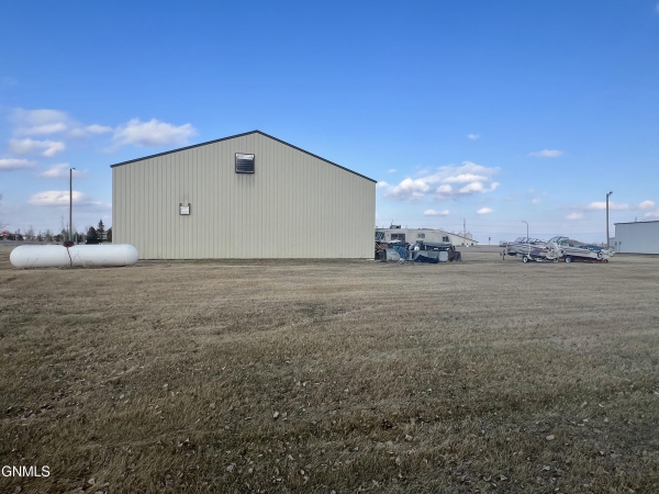 Listing Image #3 - Others for sale at 109 South Avenue, Forman ND 58032
