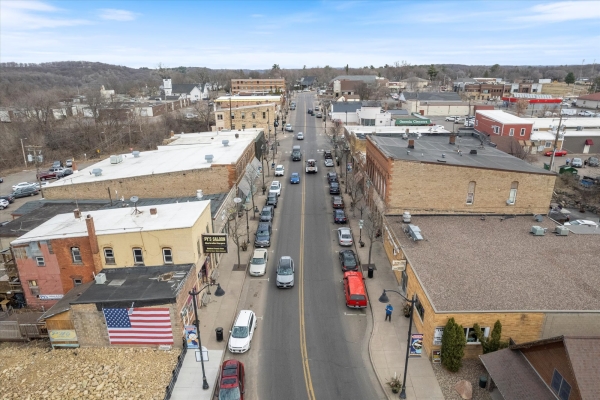 Listing Image #3 - Retail for sale at 111-113 N Cascade St, Osceola WI 54020