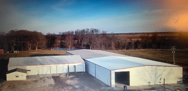 Listing Image #1 - Multi-Use for sale at 680 Co Rd 1025 E, Toledo IL 62468