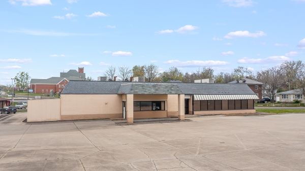 Listing Image #2 - Retail for sale at 208 St Louis Avenue, Fulton MO 65251