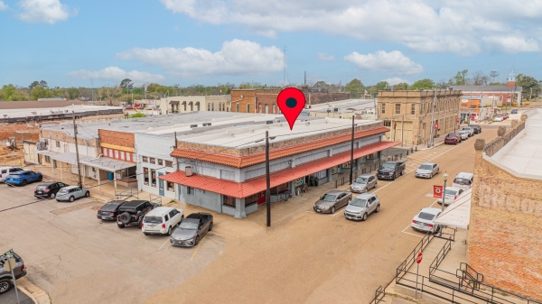 Listing Image #3 - Retail for sale at 114 E Elm, Winnsboro TX 75494