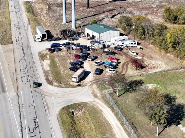 Listing Image #2 - Industrial for sale at 1076 E I35 Highway, Abbott TX 76621