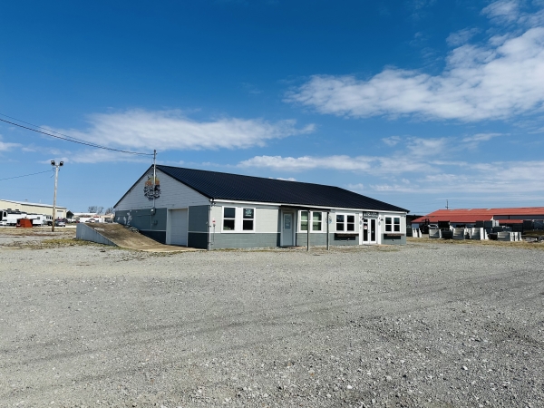 Listing Image #1 - Retail for sale at 2122 Walker Tanner Rd, Union City TN 38261
