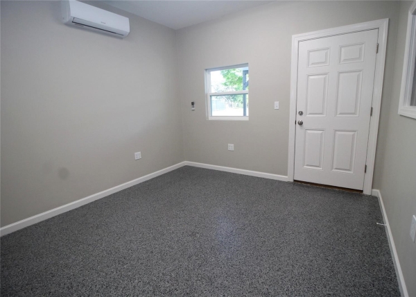 Listing Image #3 - Others for sale at 114 W. Myers Boulevard, Mascotte FL 34753