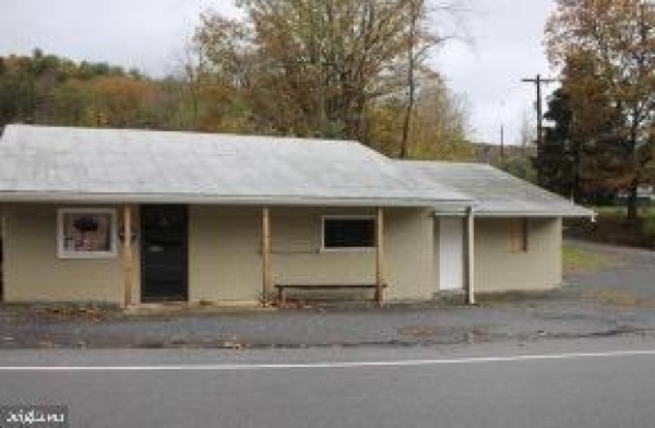 Listing Image #1 - Others for sale at 1030 Sandy Run Road, Hopewell PA 16650