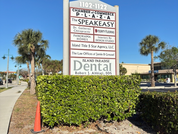 Listing Image #1 - Office for sale at 1118 N. Collier Blvd., Marco Island FL 34145