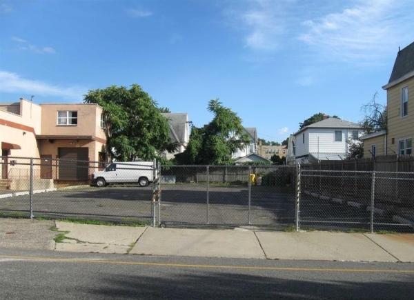 Listing Image #2 - Industrial for sale at 38 Plauderville Ave, Garfield NJ 07026