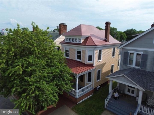 Listing Image #2 - Others for sale at 702 Princess Anne St, Fredericksburg VA 22401