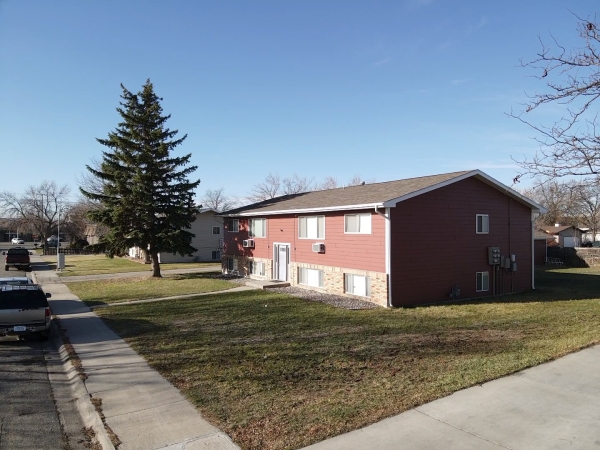 Listing Image #3 - Multi-family for sale at 1620 Kelby Dr, Billings MT 59105