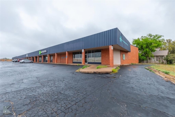 Listing Image #2 - Industrial for sale at 1238 Grape Street, Abilene TX 79601