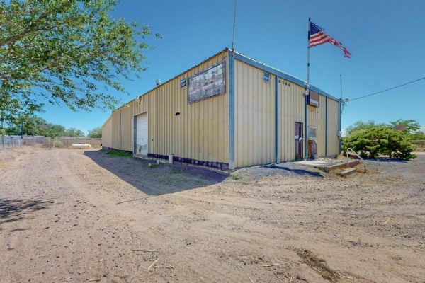 Listing Image #1 - Retail for sale at 6566 SAGE Road SW, Albuquerque NM 87121