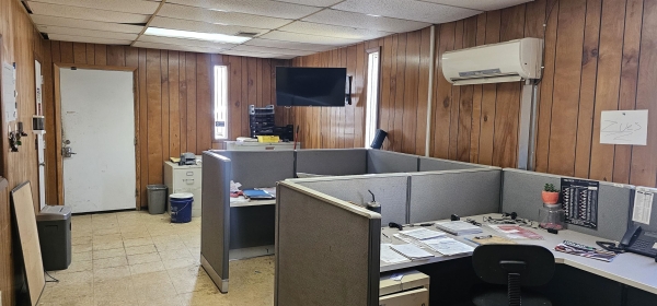 Listing Image #3 - Others for sale at 2700 Iowa, Saginaw MI 48601