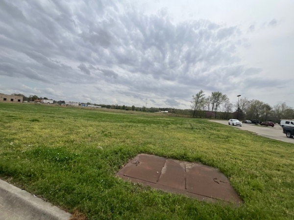 Listing Image #2 - Others for sale at 1 West Parker, Jonesboro AR 72404