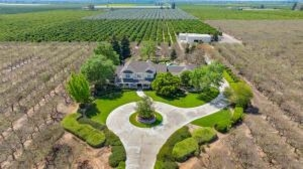 Listing Image #3 - Others for sale at 26349 Road 192, Exeter CA 93221