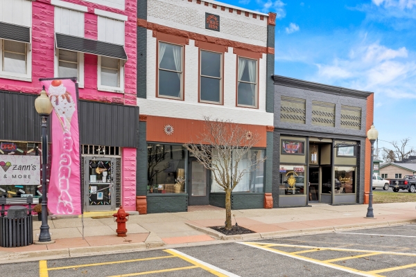 Listing Image #3 - Retail for sale at 339 S Lincoln Ave., Lakeview MI 48850
