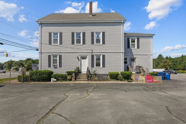 Listing Image #1 - Multi-family for sale at 442 Taunton Ave, Seekonk MA 02771