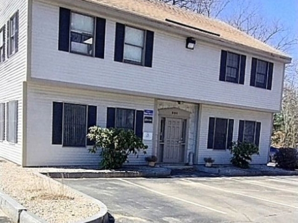 Listing Image #2 - Office for sale at 904 Hanover St., Manchester, NH NH 03110