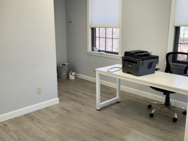 Listing Image #3 - Office for sale at 904 Hanover St., Manchester, NH NH 03110