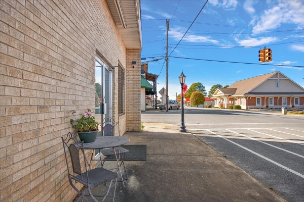 Listing Image #2 - Others for sale at 200 E Broadway St, Collinwood TN 38450
