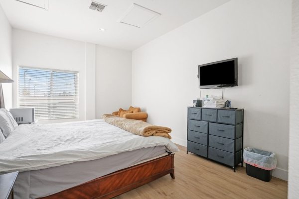 Listing Image #2 - Others for sale at 525 S 13th St, Las Vegas NV 89101