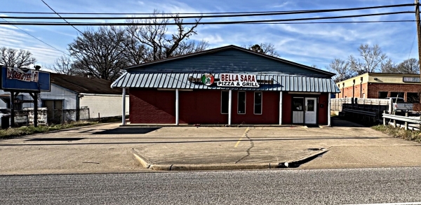 Listing Image #1 - Retail for sale at 2503 W Oak St, Palestine TX 75801