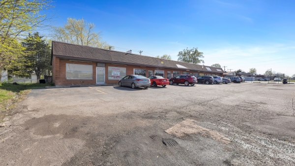 Listing Image #1 - Others for sale at 10234 Lincoln Trail, Fairview Heights IL 62208