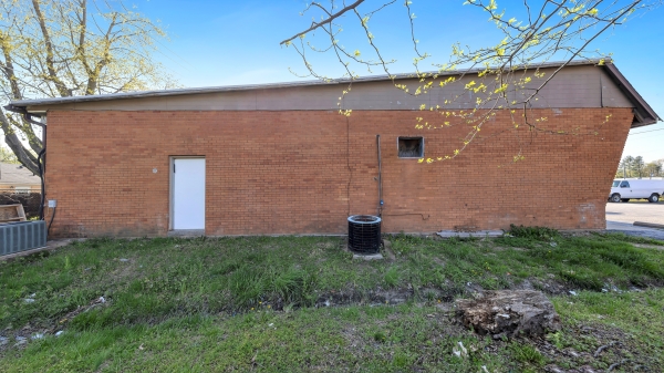 Listing Image #2 - Others for sale at 10234 Lincoln Trail, Fairview Heights IL 62208