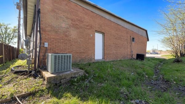 Listing Image #3 - Others for sale at 10234 Lincoln Trail, Fairview Heights IL 62208